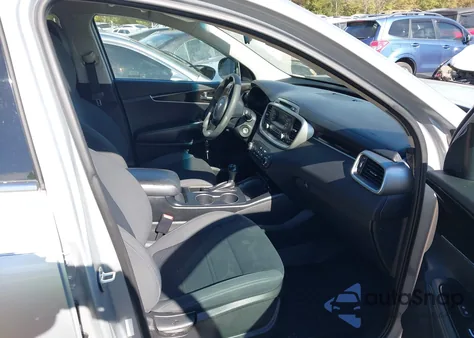 2016 Kia Sorento 2.4L L from USA, damaged, VIN 5XYPG4A36GG167669